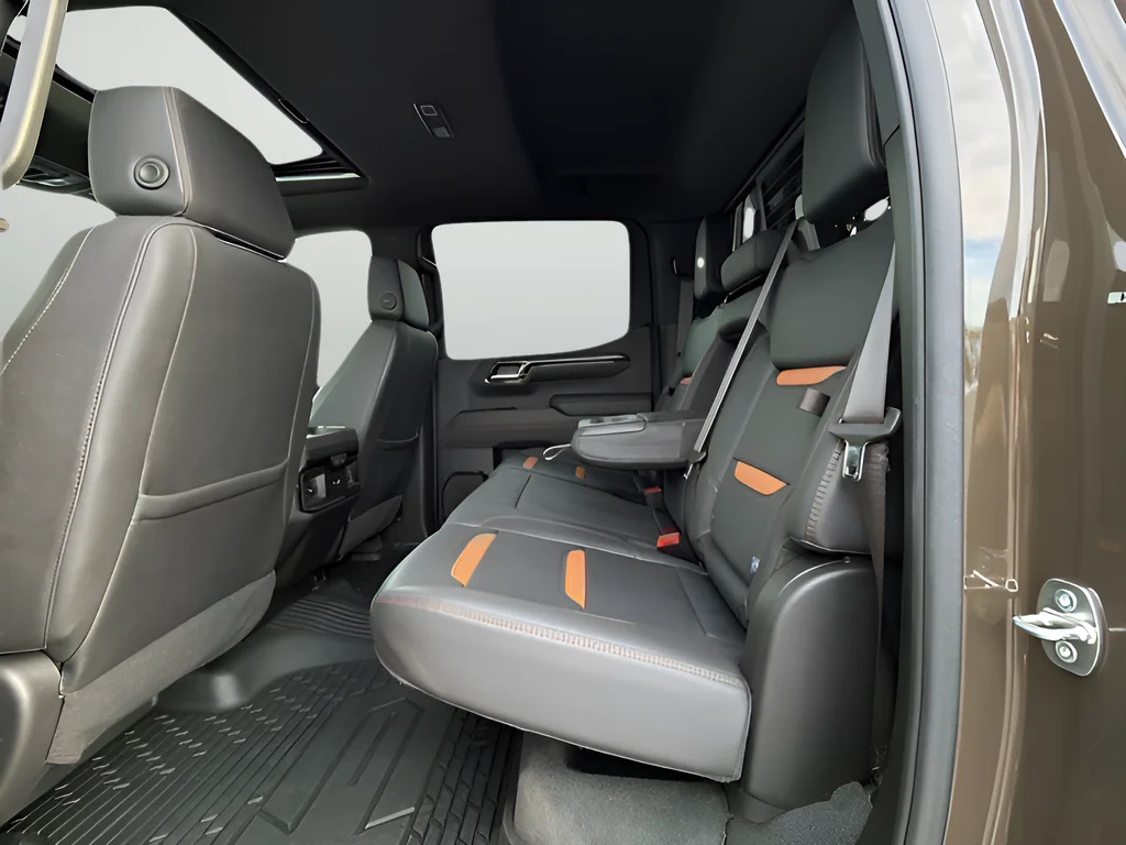 2024 GMC Sierra 1500 AT4 - Photo 11