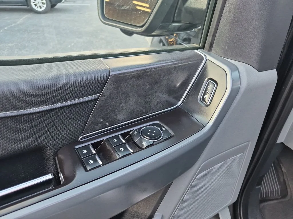Used 2024 Black Metallic Ford XLT image 14