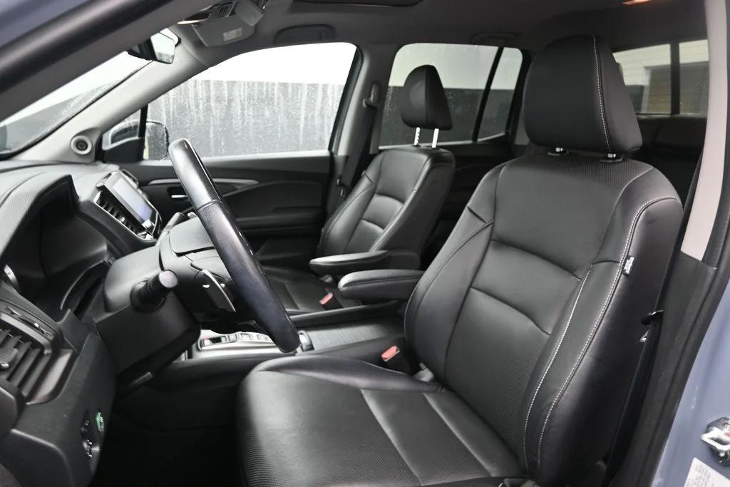 Used 2023 Modern Steel Metallic Honda RTL-E image 16