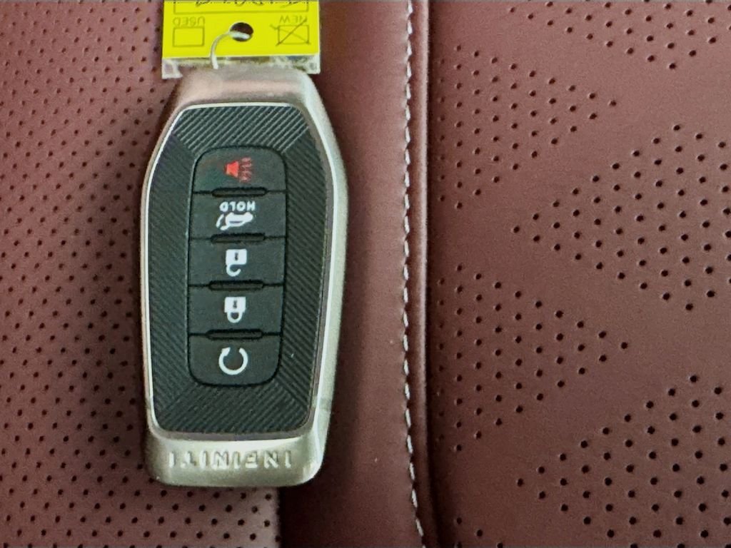 2026 INFINITI QX80 Autograph - Photo 38