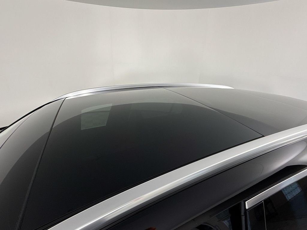 Used 2026 Black Mercedes-Benz GLC 300 image 20