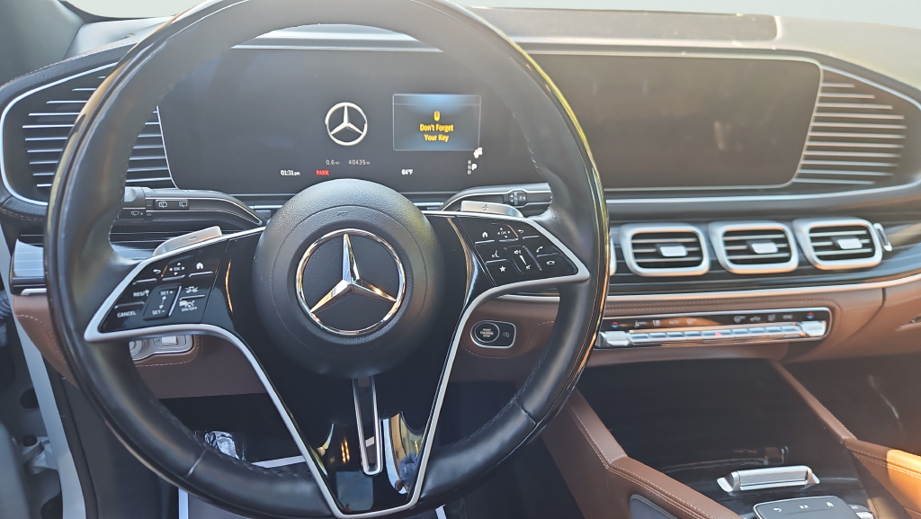 Used 2024 Gray Mercedes-Benz GLE 450 image 11