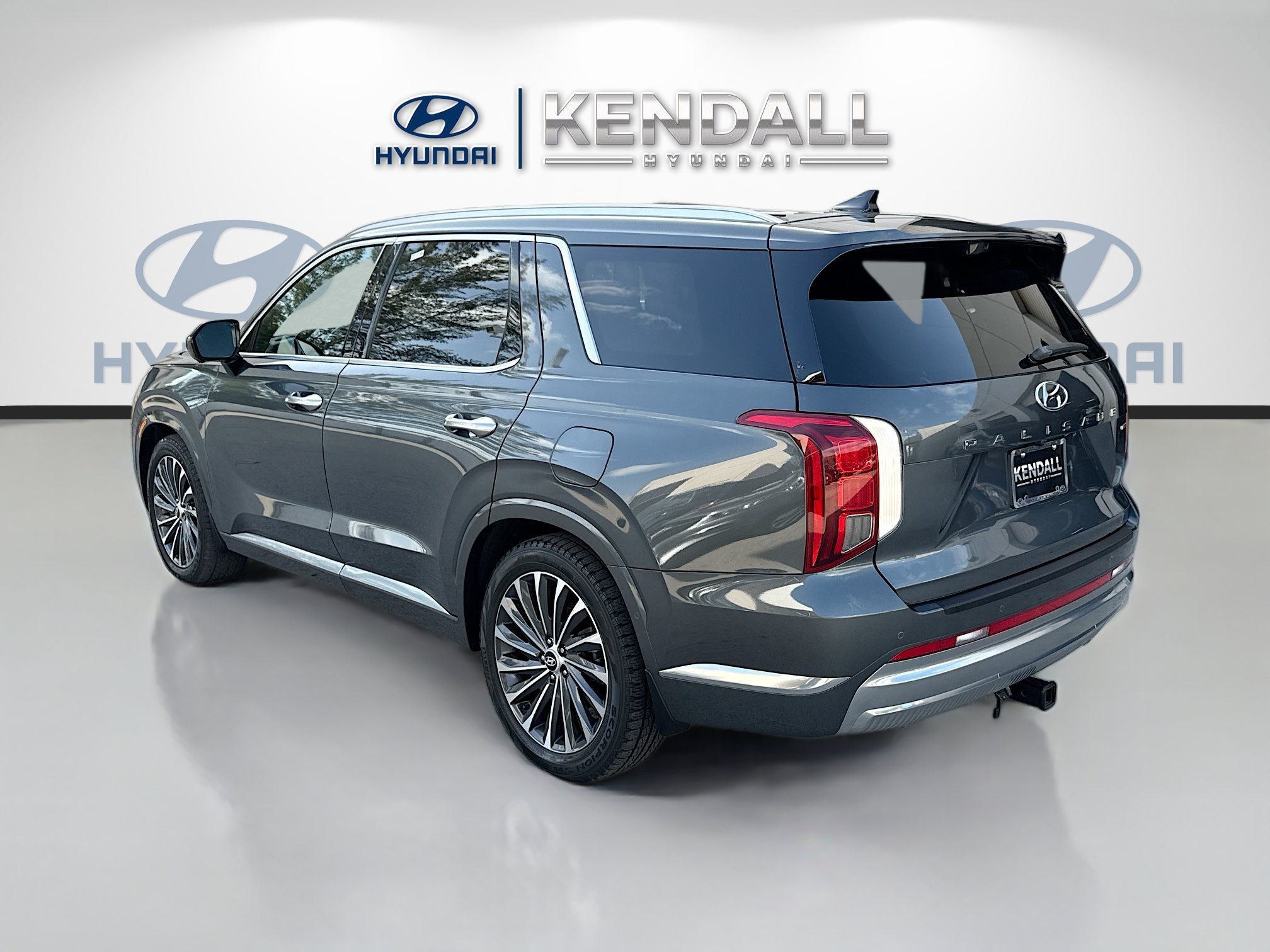 Used 2023 Steel Graphite Hyundai Calligraphy image 4
