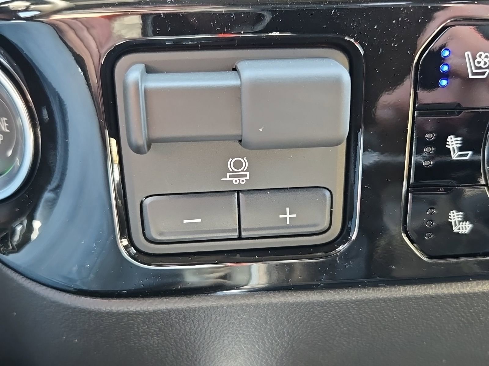 2026 GMC Sierra 1500 SLT - Photo 47