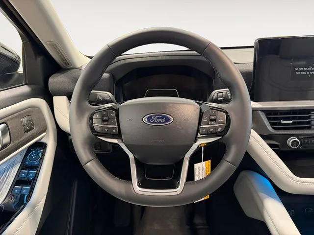 New 2026 Gray Metallic Ford Platinum image 12