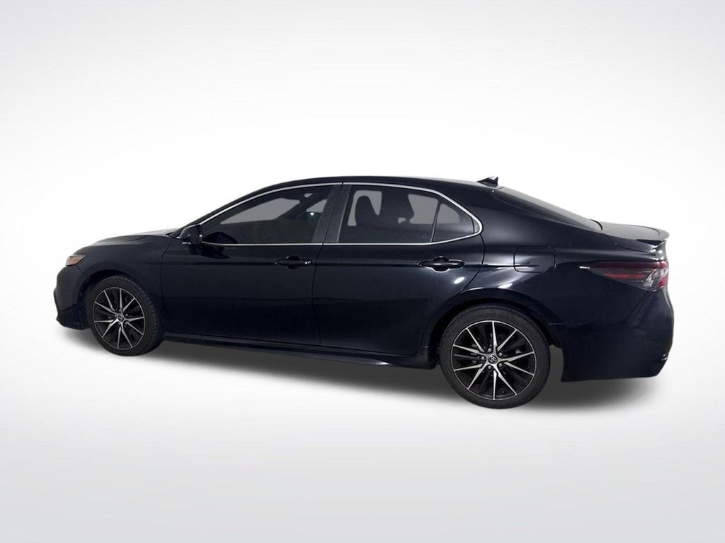 Used 2022 Black Toyota SE image 9