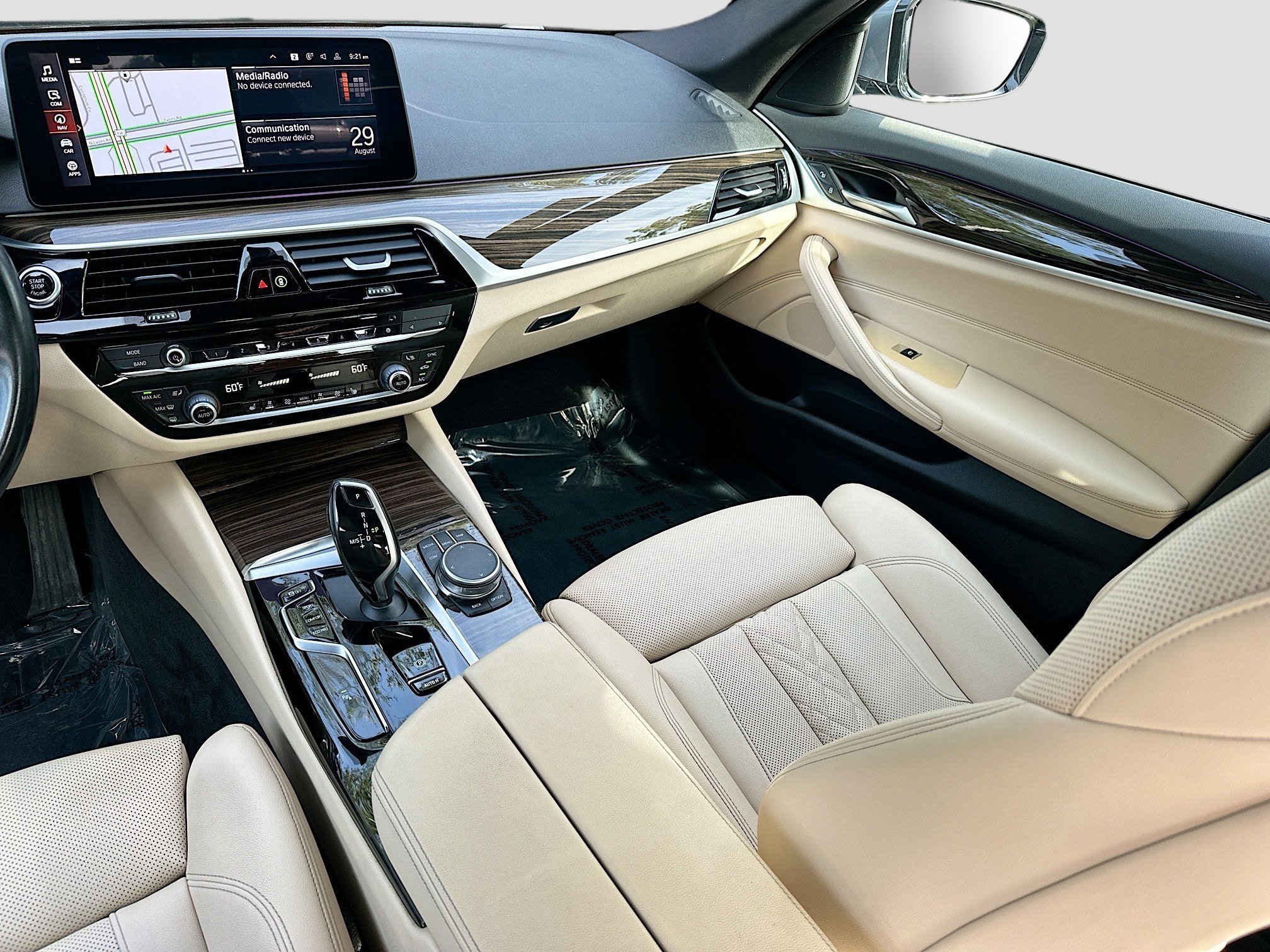 2022 BMW 5 Series 540i - Photo 24