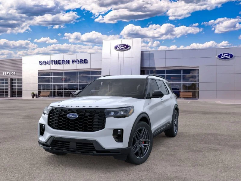 New 2026 Space White Metallic Ford ST-Line image 26