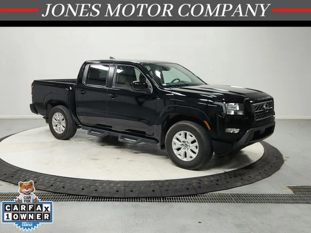 Used 2022 Black Nissan SV image 1