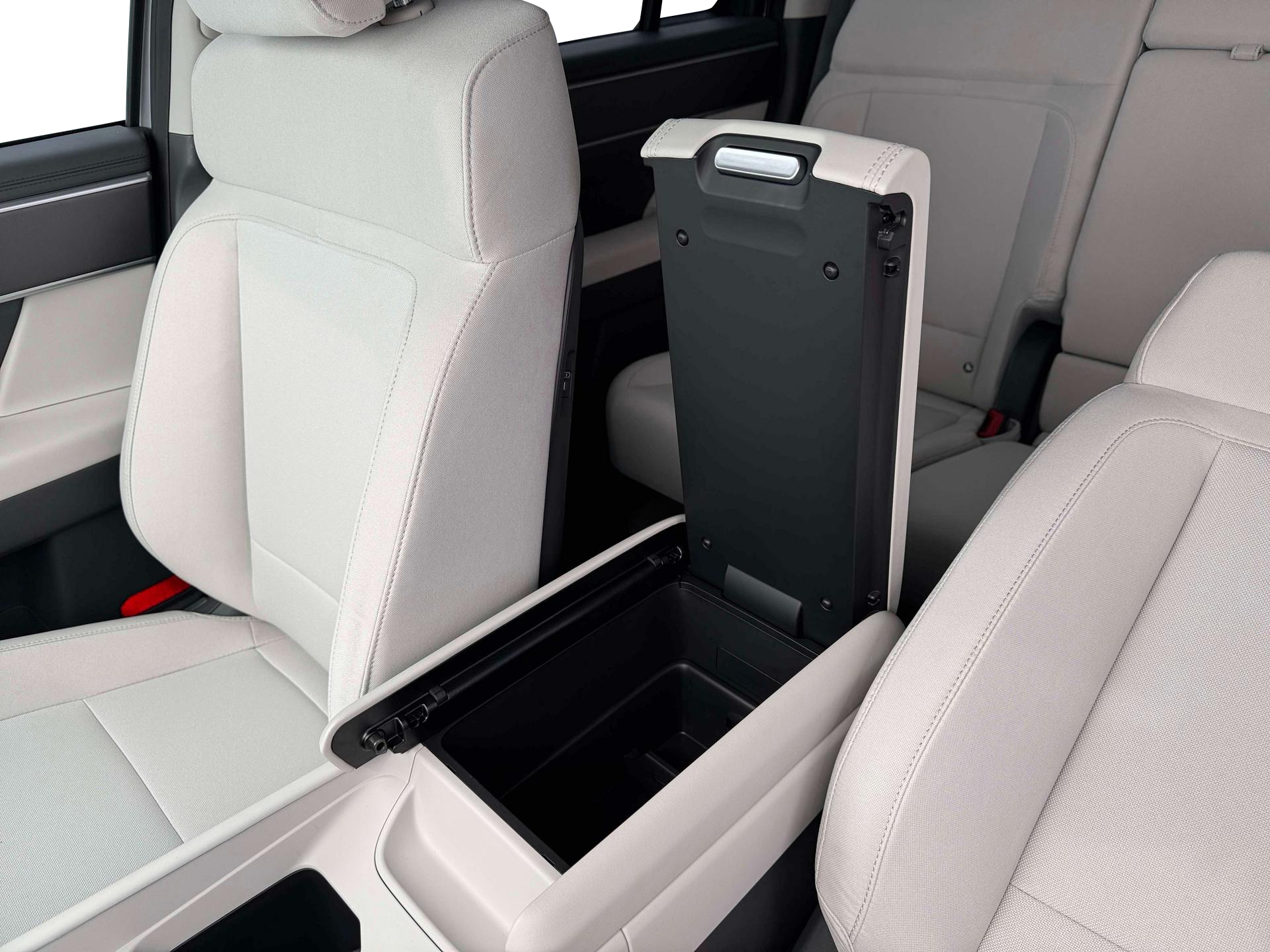 New 2026 Serenity White Hyundai SE image 19