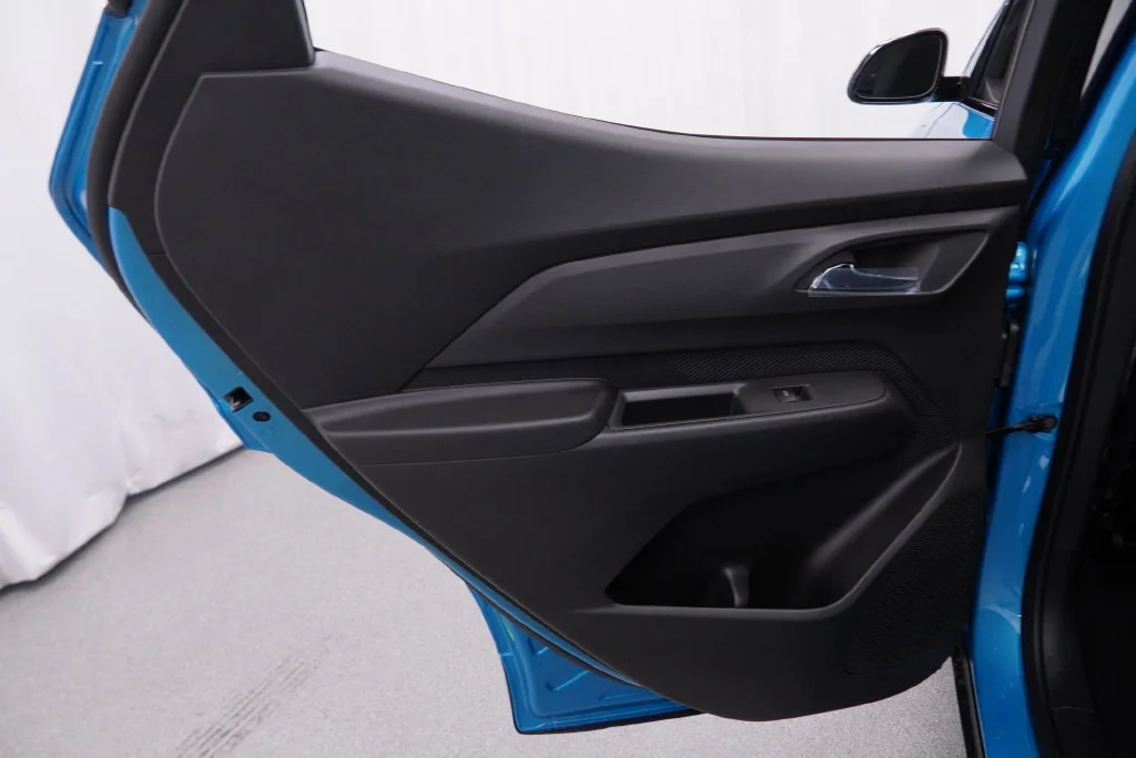 New 2027 Marina Blue Metallic Chevrolet LT image 23