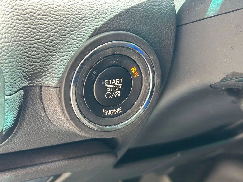 Used 2014 Gray Maserati Base image 48