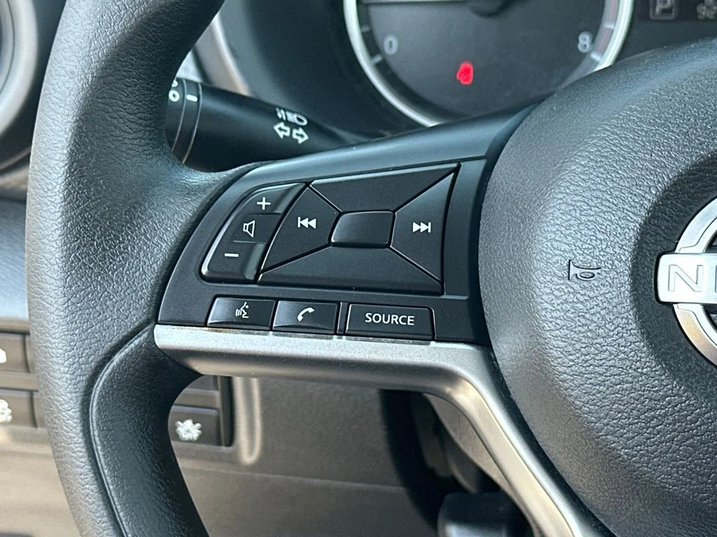 Used 2022 Gray Nissan S image 20