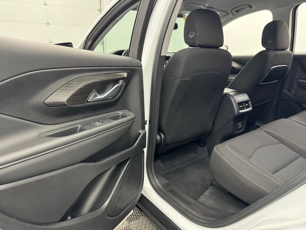 2024 GMC Terrain SLE - Photo 35