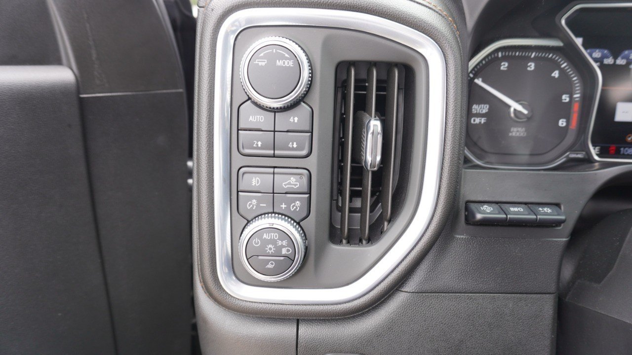 Used 2020 Gray GMC AT4 image 23