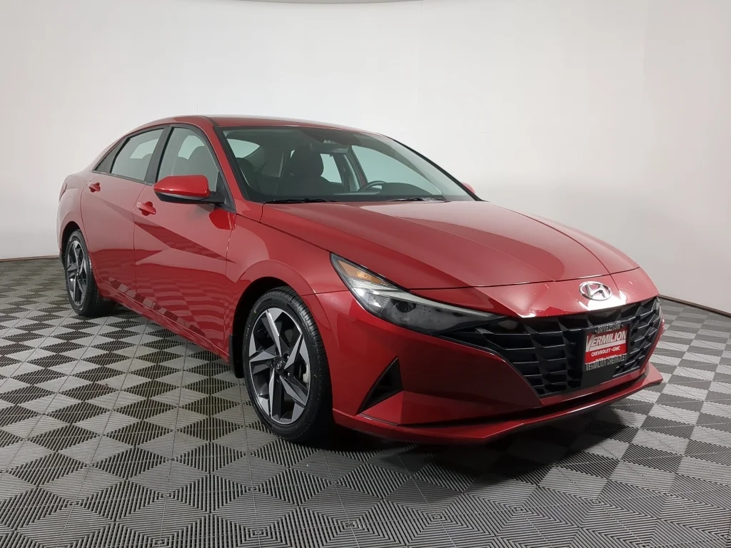 Used 2023 Hyundai Elantra SEL with VIN KMHLS4AG9PU523218 for sale in Tilton, IL