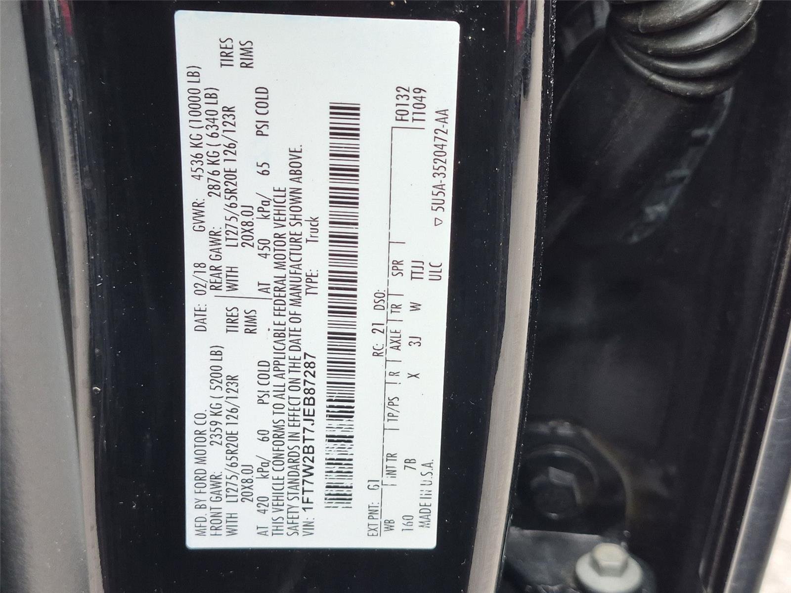 Used 2018 Shadow Black Ford Platinum image 41