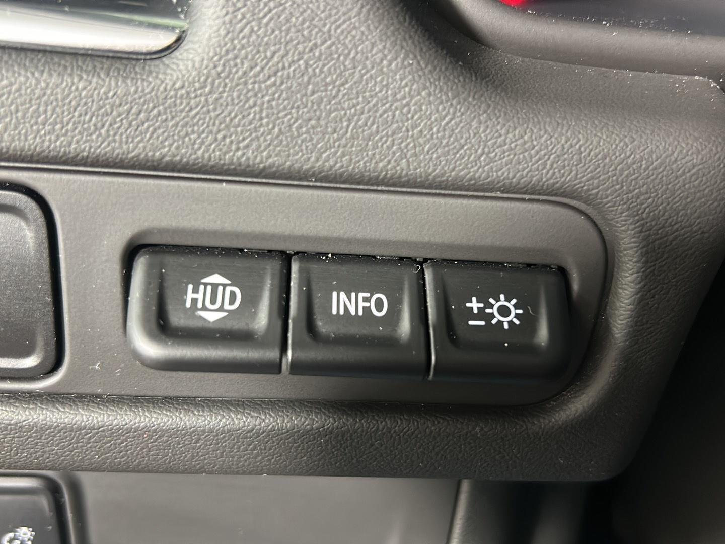 Used 2023 Summit White Chevrolet Premier image 29