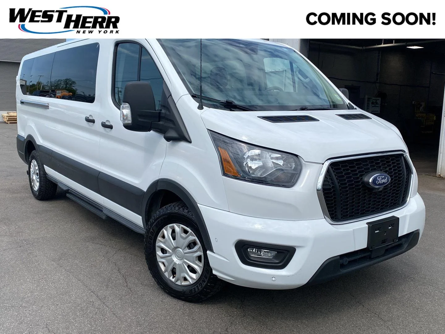 2023 Ford Transit 350 XLT Low Roof Sliding Pass. 148's photo