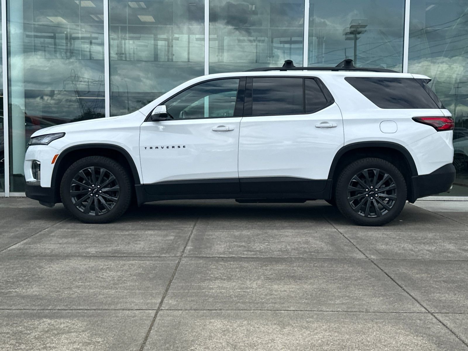 Used 2023 Summit White Chevrolet RS image 6