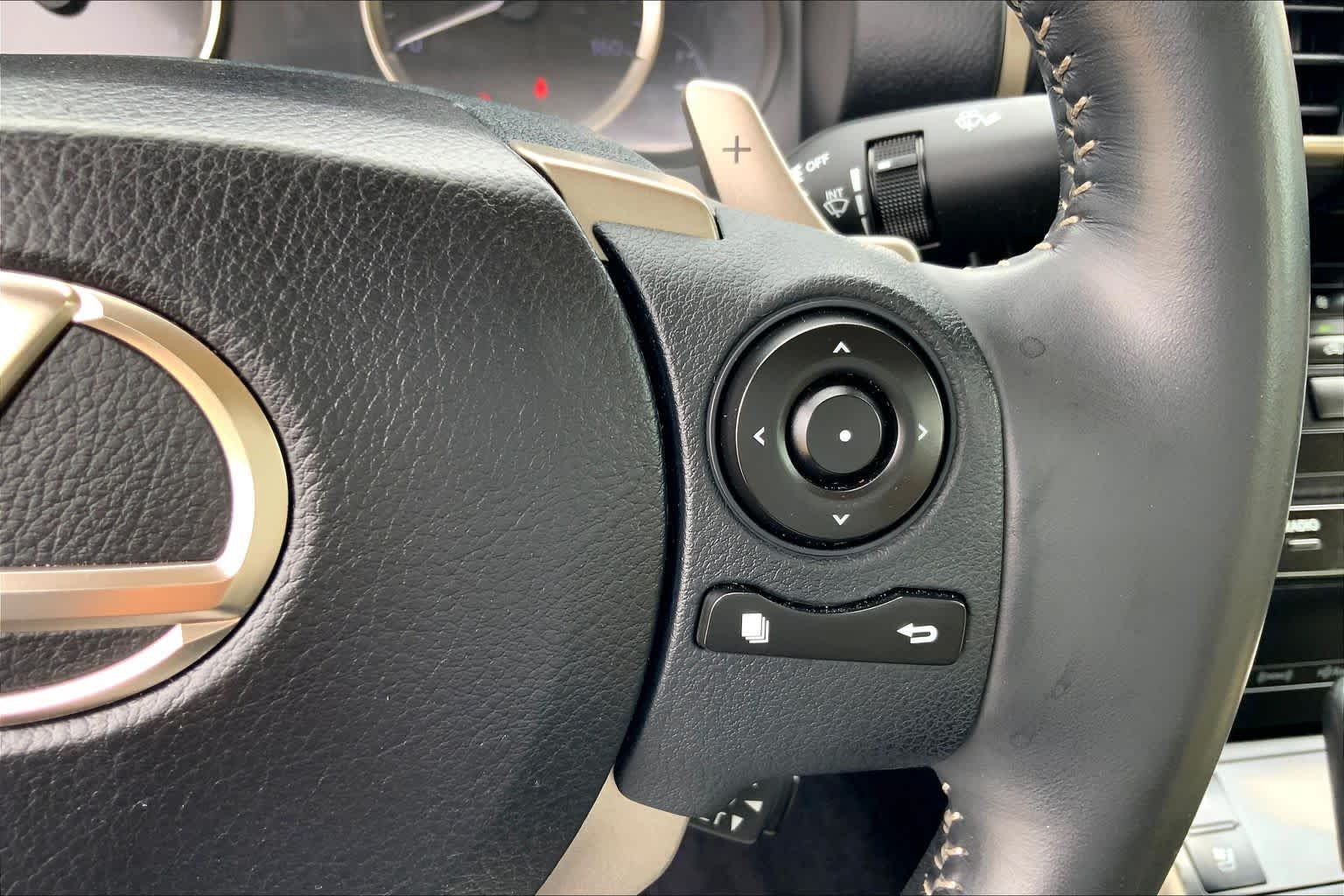 Used 2014 Nebula Gray Pearl Lexus  image 25