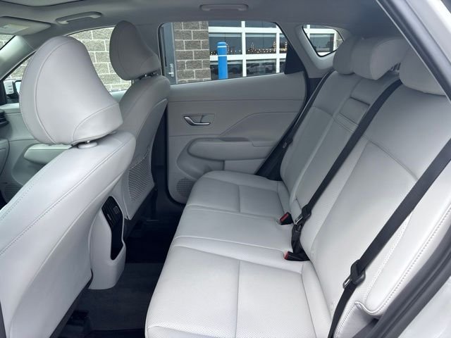 Used 2024 Cyber Gray Metallic Hyundai Limited image 31