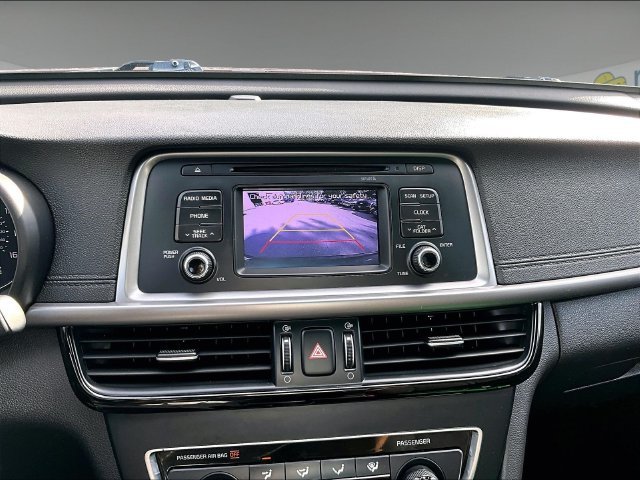 Used 2016 Purple Kia LX image 26