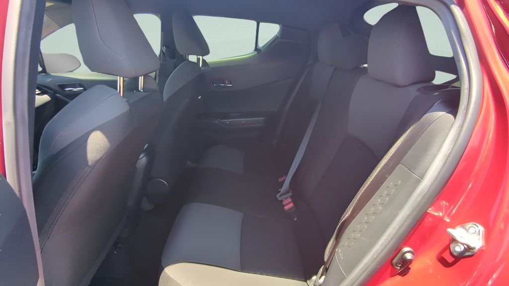 Used 2022 Red Toyota Nightshade image 9