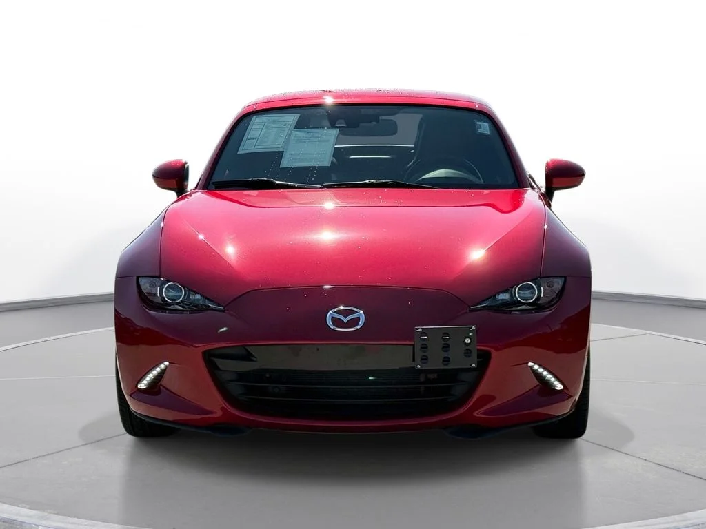 Used 2017 Red Metallic Mazda Grand Touring image 5