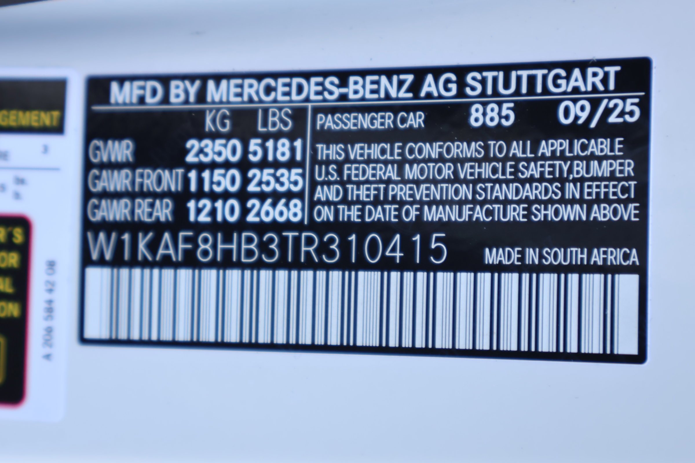 New 2026 MANUFAKTUR Moonlight White Metallic Mercedes-Benz AMG® C 43 image 60
