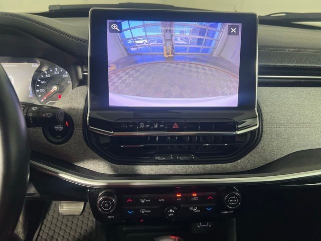 Certified Used 2022 White Jeep Latitude Lux image 22