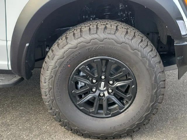 New 2026 Oxford White Ford Raptor image 6