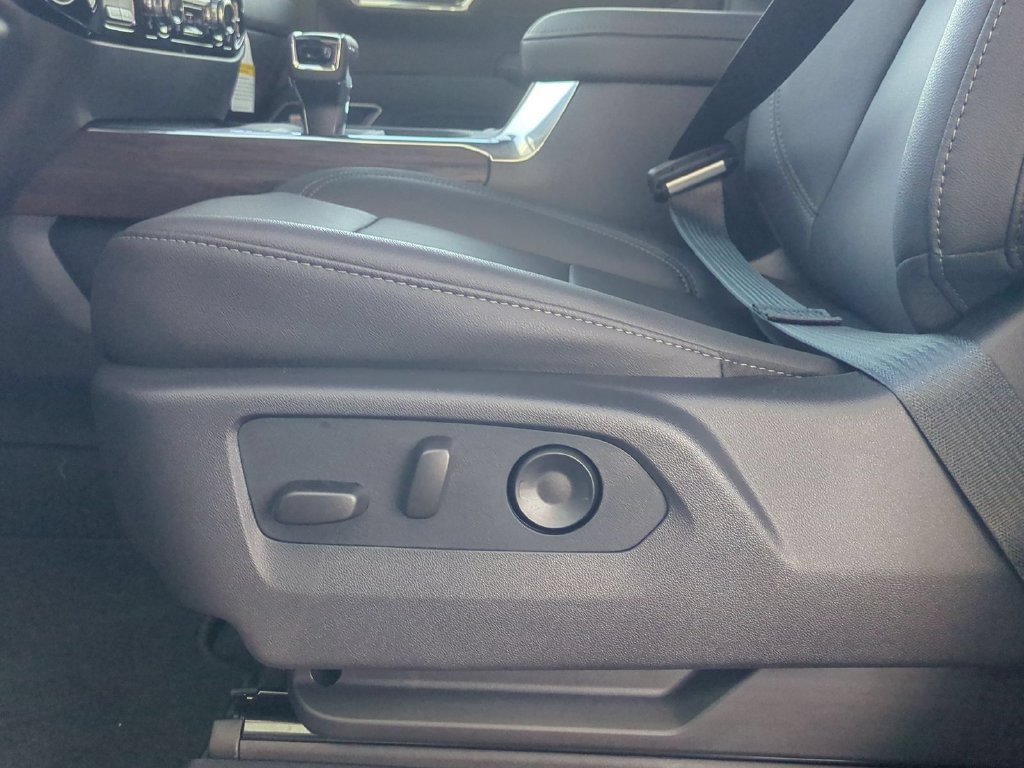 New 2026 Onyx Black GMC SLT image 21
