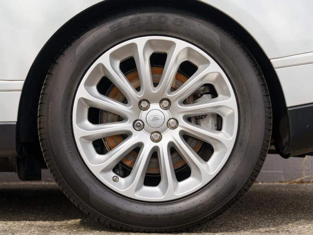Used 2019  Land Rover 3.0L V6 Supercharged HSE image 13