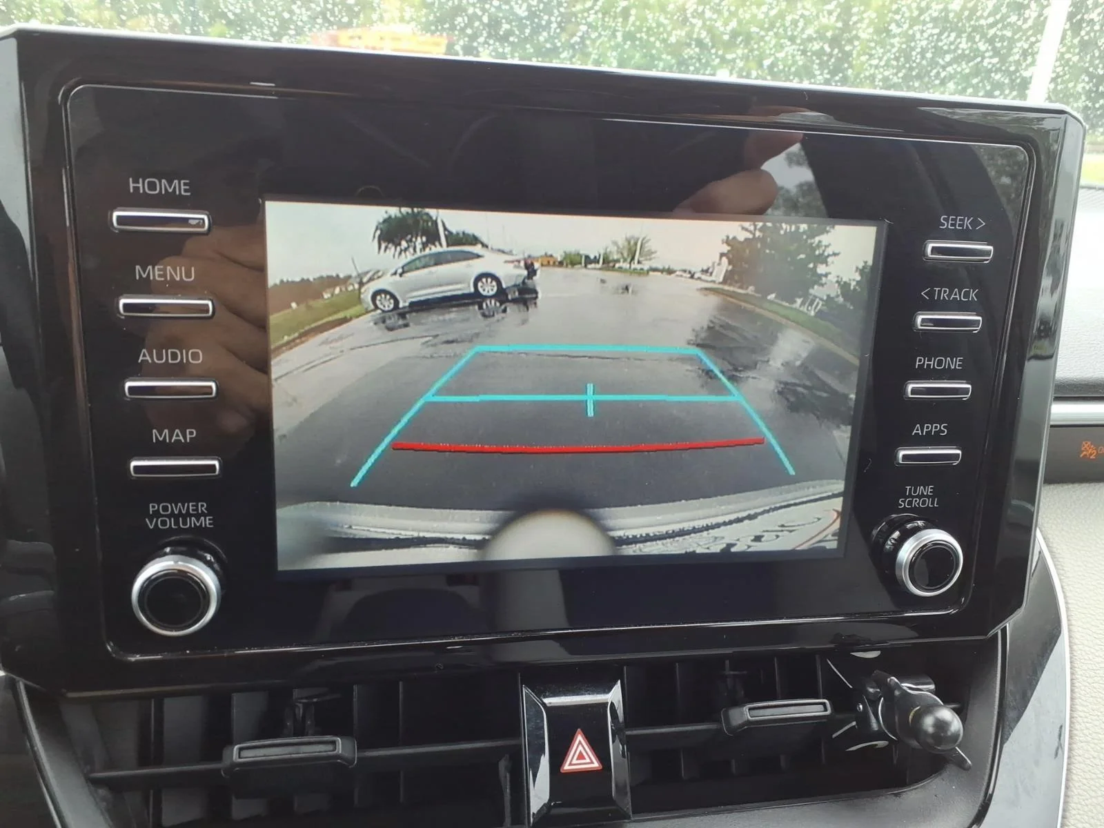 Used 2020 Classic Silver Metallic Toyota L image 4