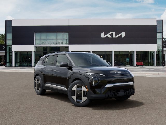 New 2027 Black Kia  image 8