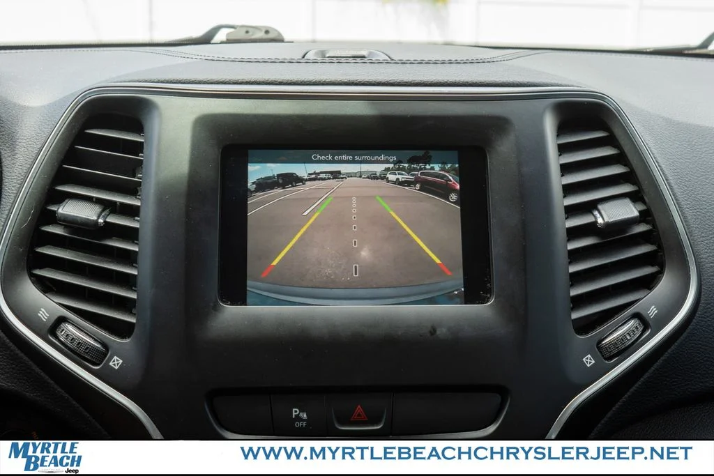 Used 2020 Slate Blue Jeep Latitude Plus image 21
