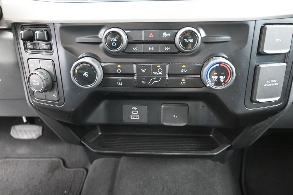 Used 2025 White Ford XLT image 18