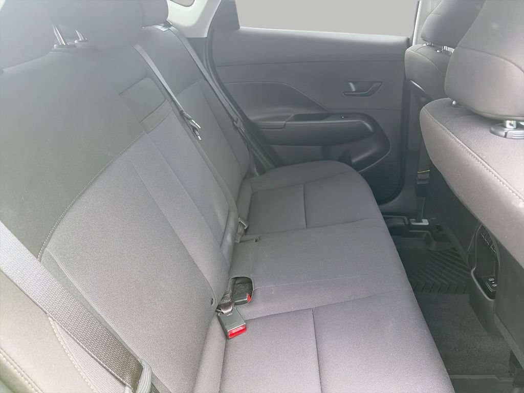 Used 2024  Hyundai SEL image 13