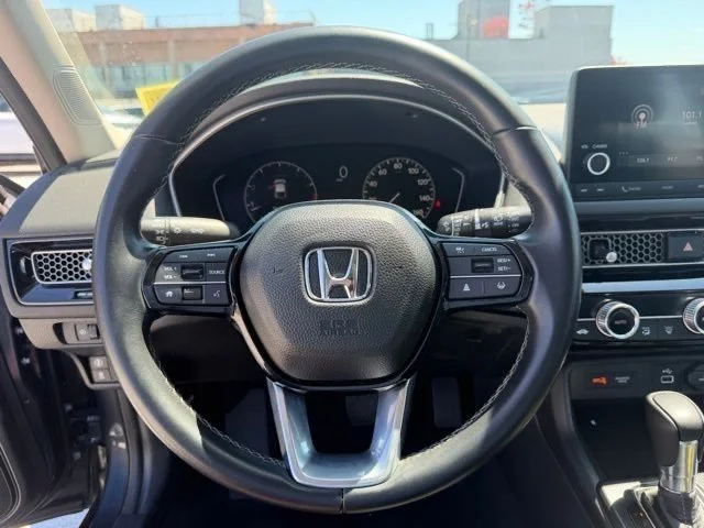 Used 2024 Gray Honda EX-L image 19