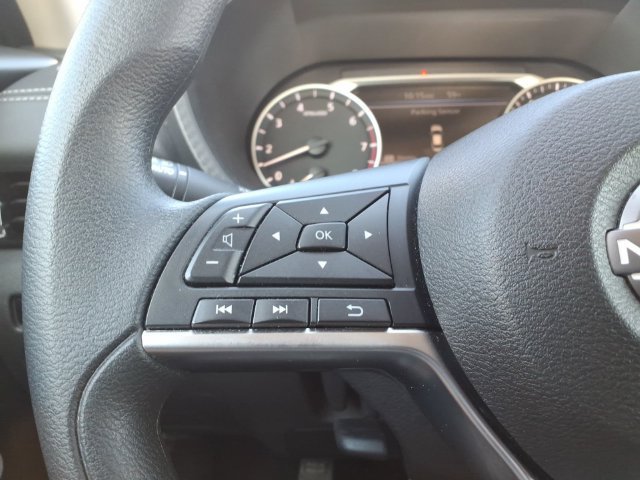 Used 2025 Gray Nissan SV image 25