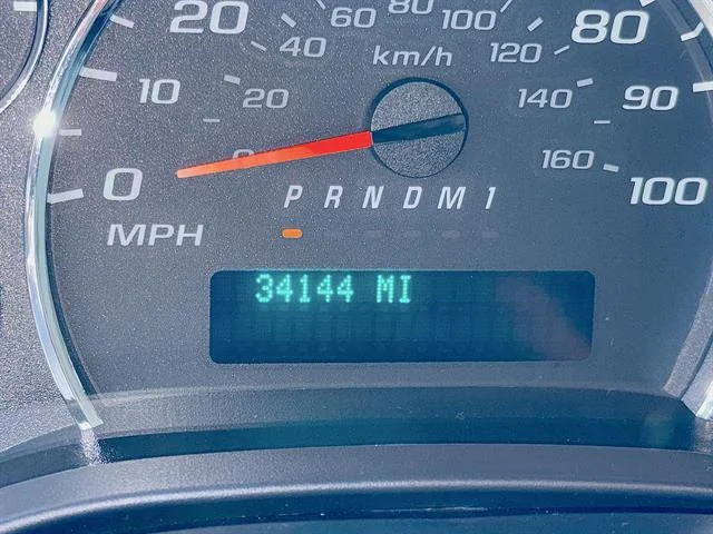 Used 2022 Summit White GMC Gas image 12