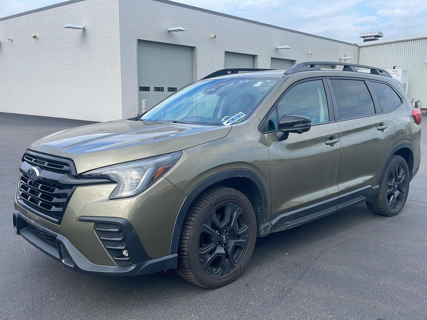 Used 2023 Autumn Green Metallic Subaru Onyx Edition Limited image 8