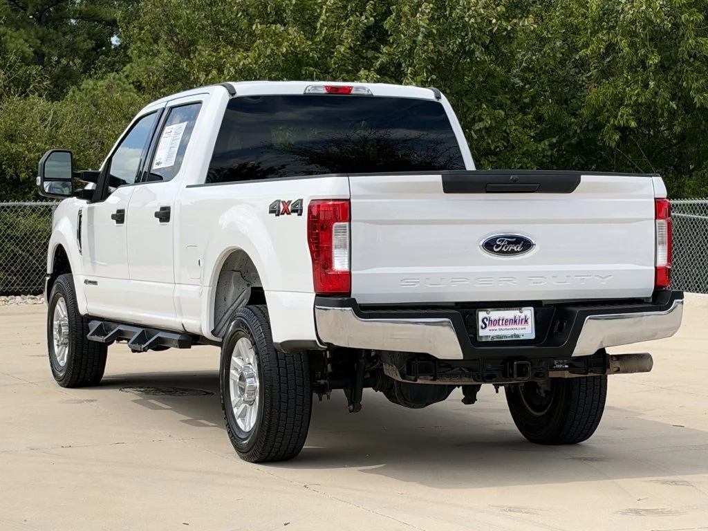 Used 2019 White Ford XLT image 4