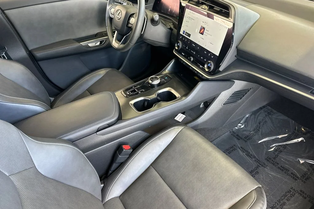 Used 2023 Silver Lexus 450e Premium image 18
