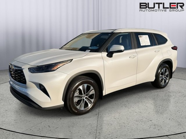 2025 Toyota Highlander XLE