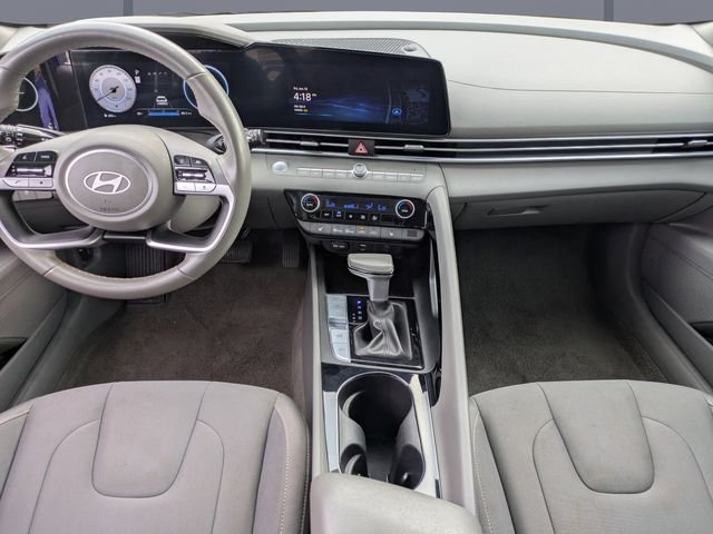 Used 2025 Blue Hyundai SEL Convenience image 16