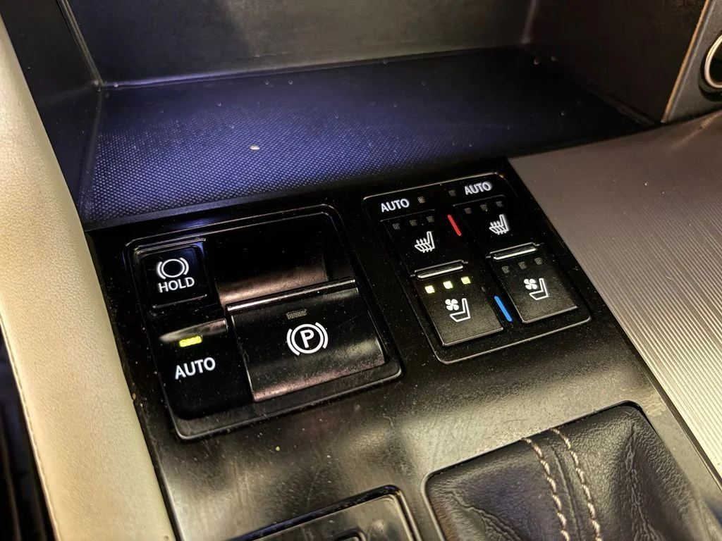 Used 2016 White Lexus 350 F Sport image 29