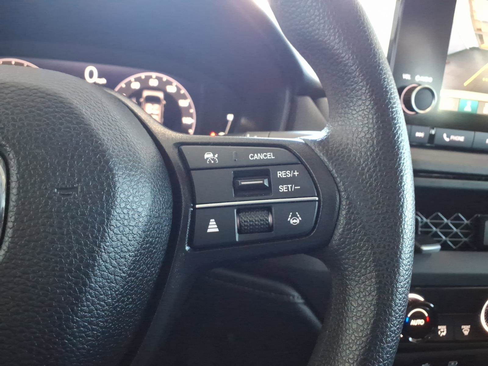 2025 Honda Accord SE - Photo 28