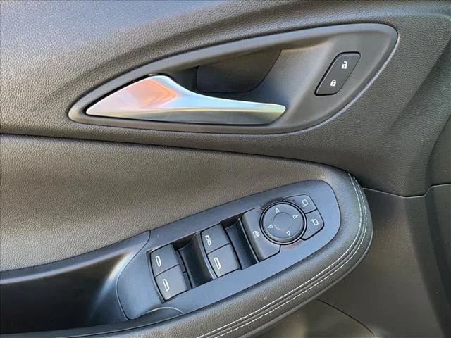 New 2026 Ebony Twilight Metallic Buick Preferred image 24